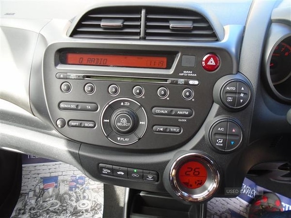 Used Honda Jazz 2011 for sale - 75942119: Photo 19