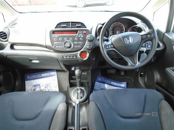 Used Honda Jazz 2011 for sale - 75942119: Photo 6