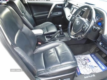 Used Toyota RAV4 2013 for sale - 76500239: Photo