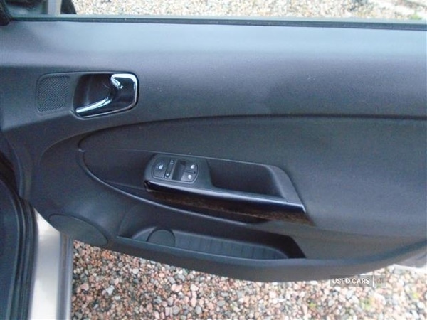 Used Vauxhall Corsa 2014 for sale - 77511678: Photo 5