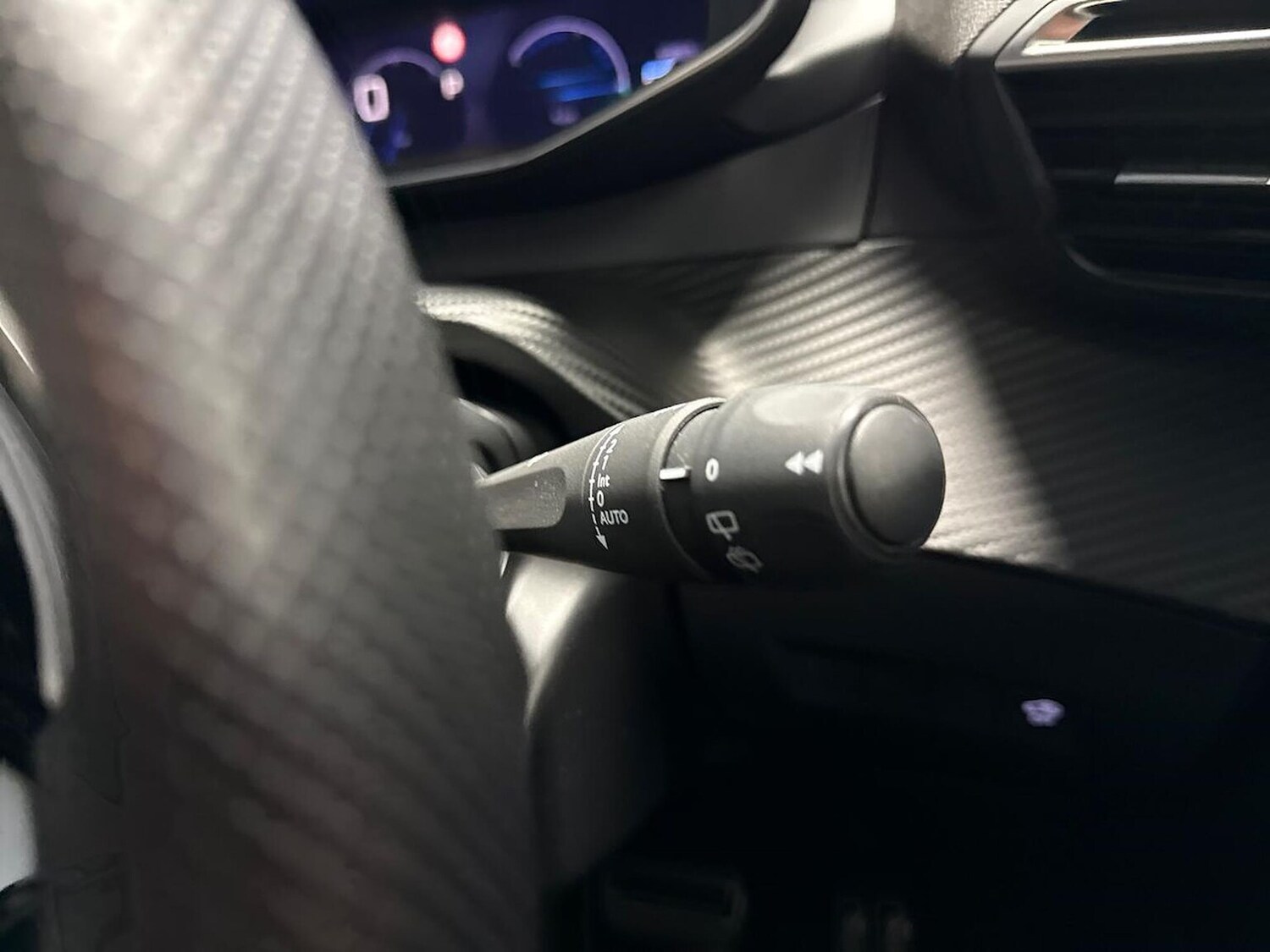 Used Peugeot 2008 2025 for sale - 77008239: Photo 27