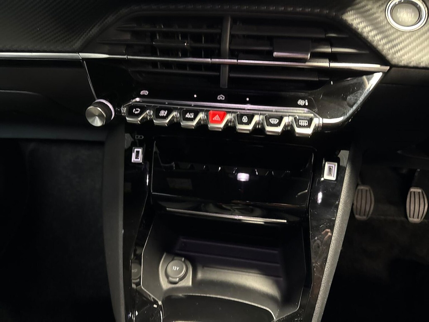 Used Peugeot 2008 2024 for sale - 76979896: Photo 12