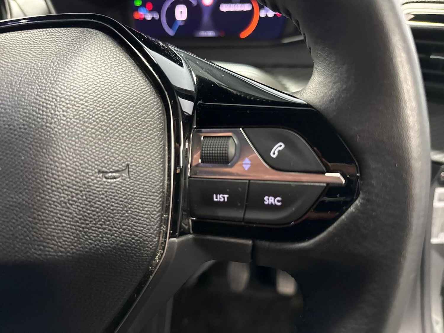 Used Peugeot 2008 2024 for sale - 76979896: Photo 25