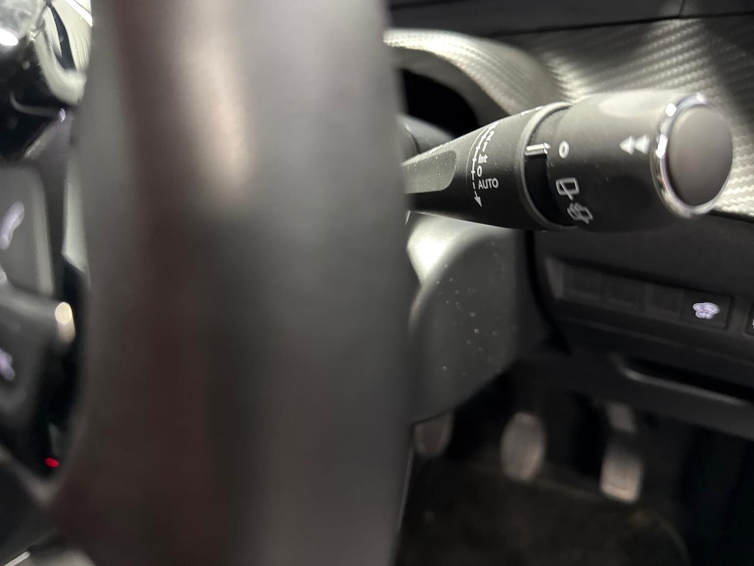 Used Peugeot 2008 2024 for sale - 76979896: Photo 27