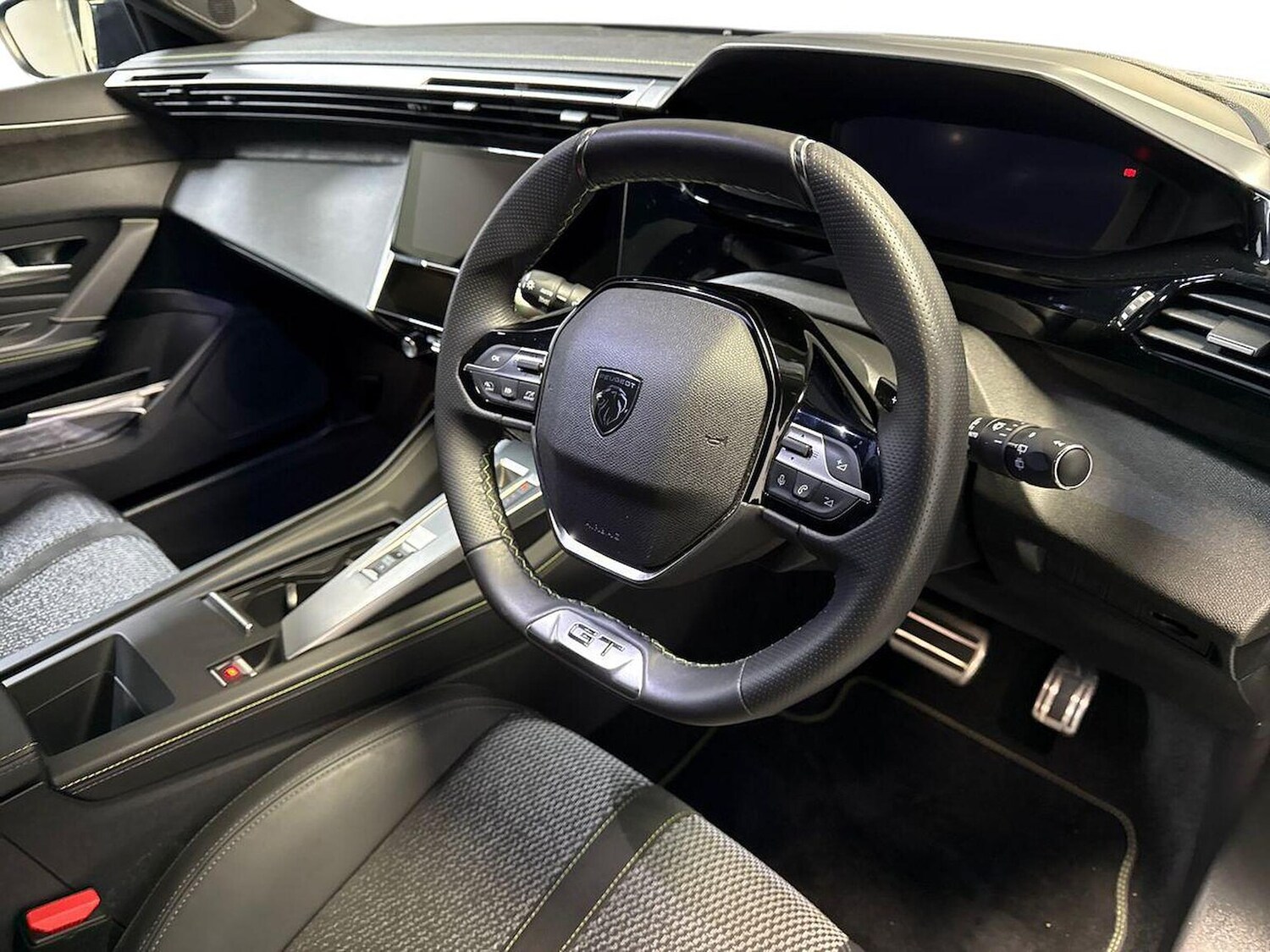 Used Peugeot 308 2025 for sale - 77488911: Photo 15