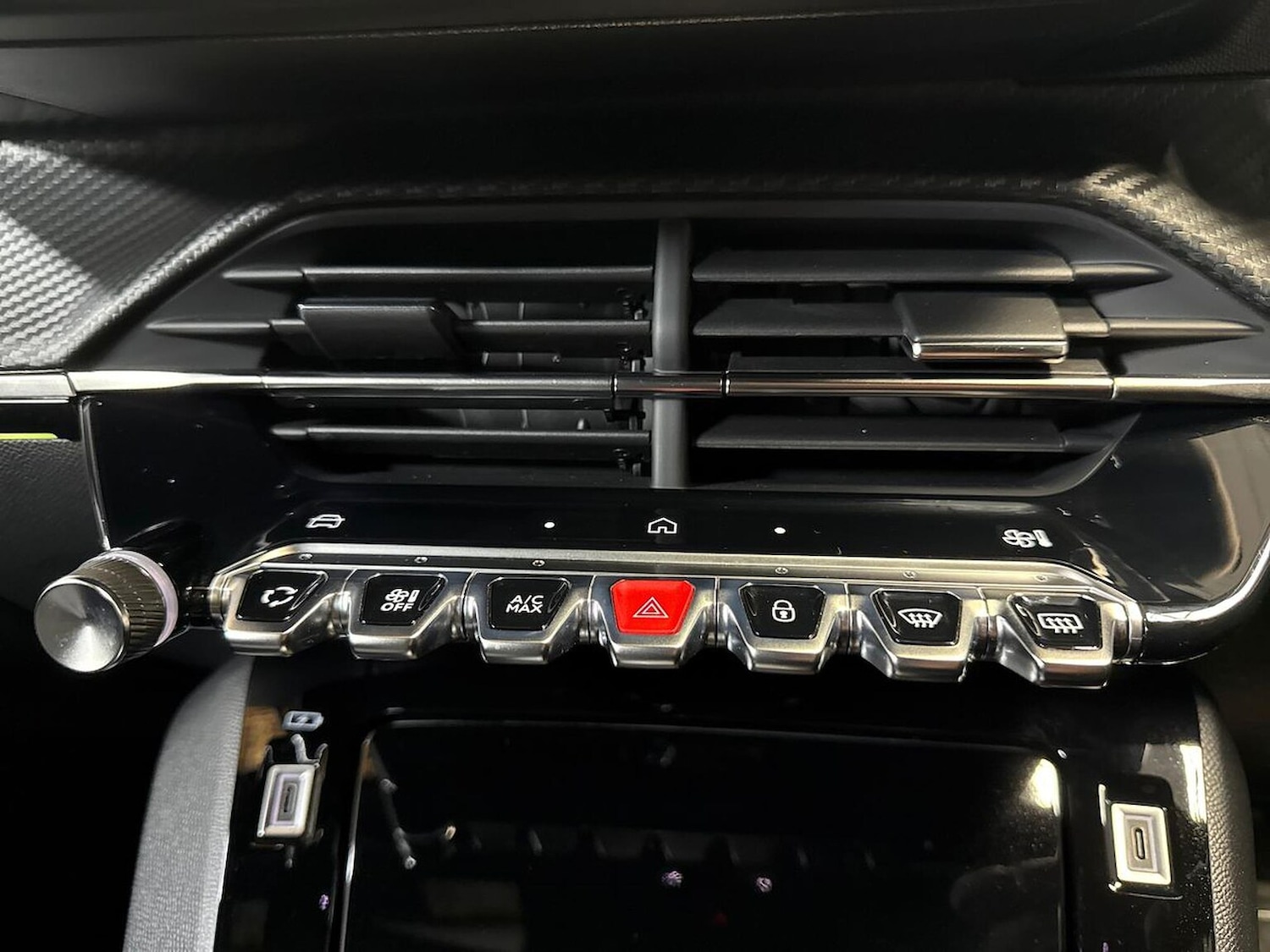 Used Peugeot 2008 2025 for sale - 76506125: Photo 12