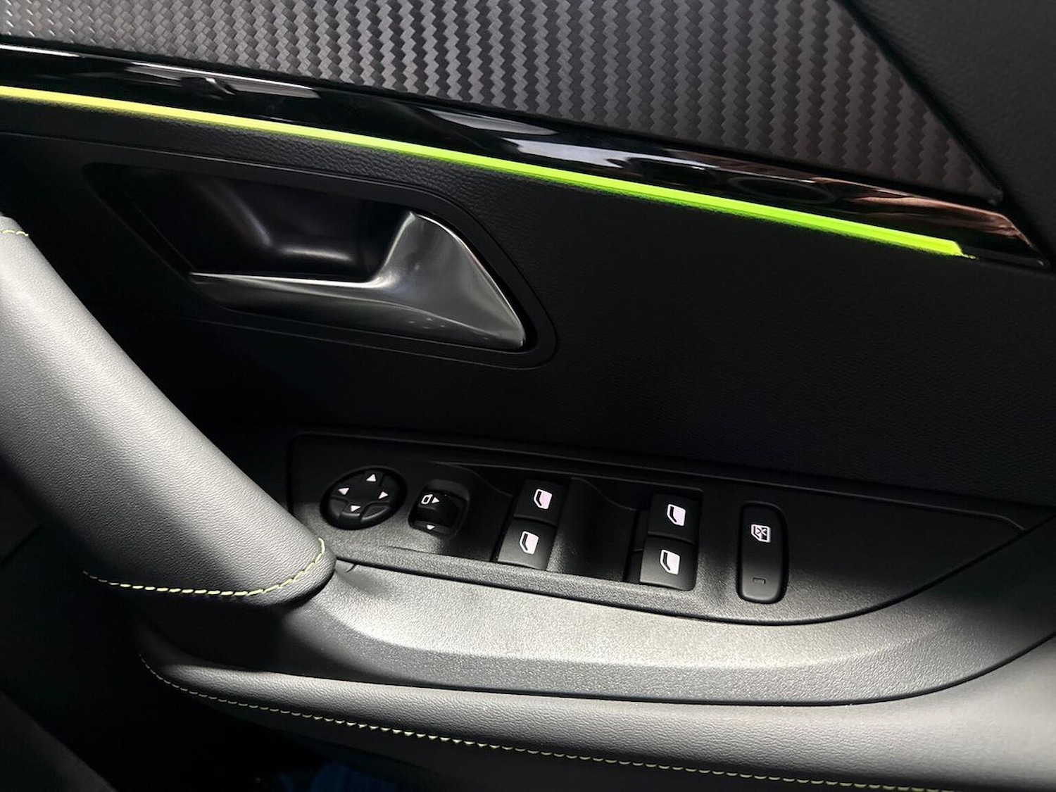 Used Peugeot 2008 2025 for sale - 76506125: Photo 21