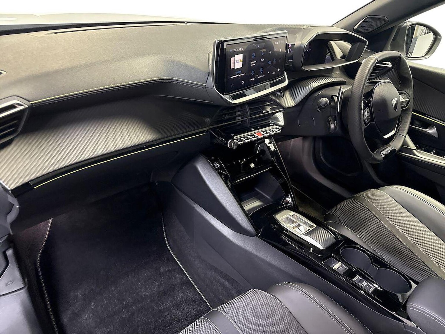 Used Peugeot 2008 2025 for sale - 76506125: Photo 7