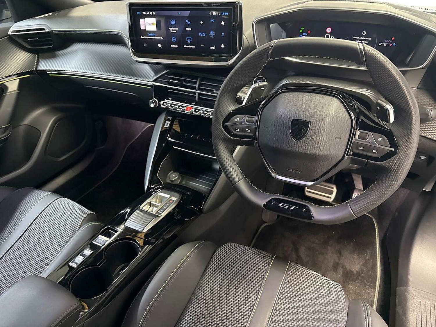 Used Peugeot 2008 2025 for sale - 76506125: Photo 9