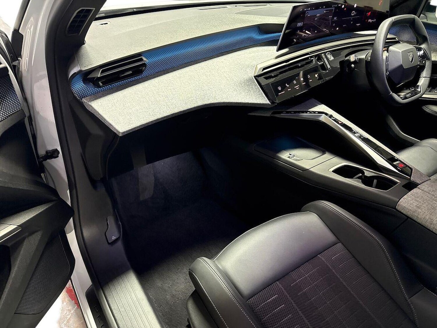 Used Peugeot 5008 2025 for sale - 78193936: Photo 7