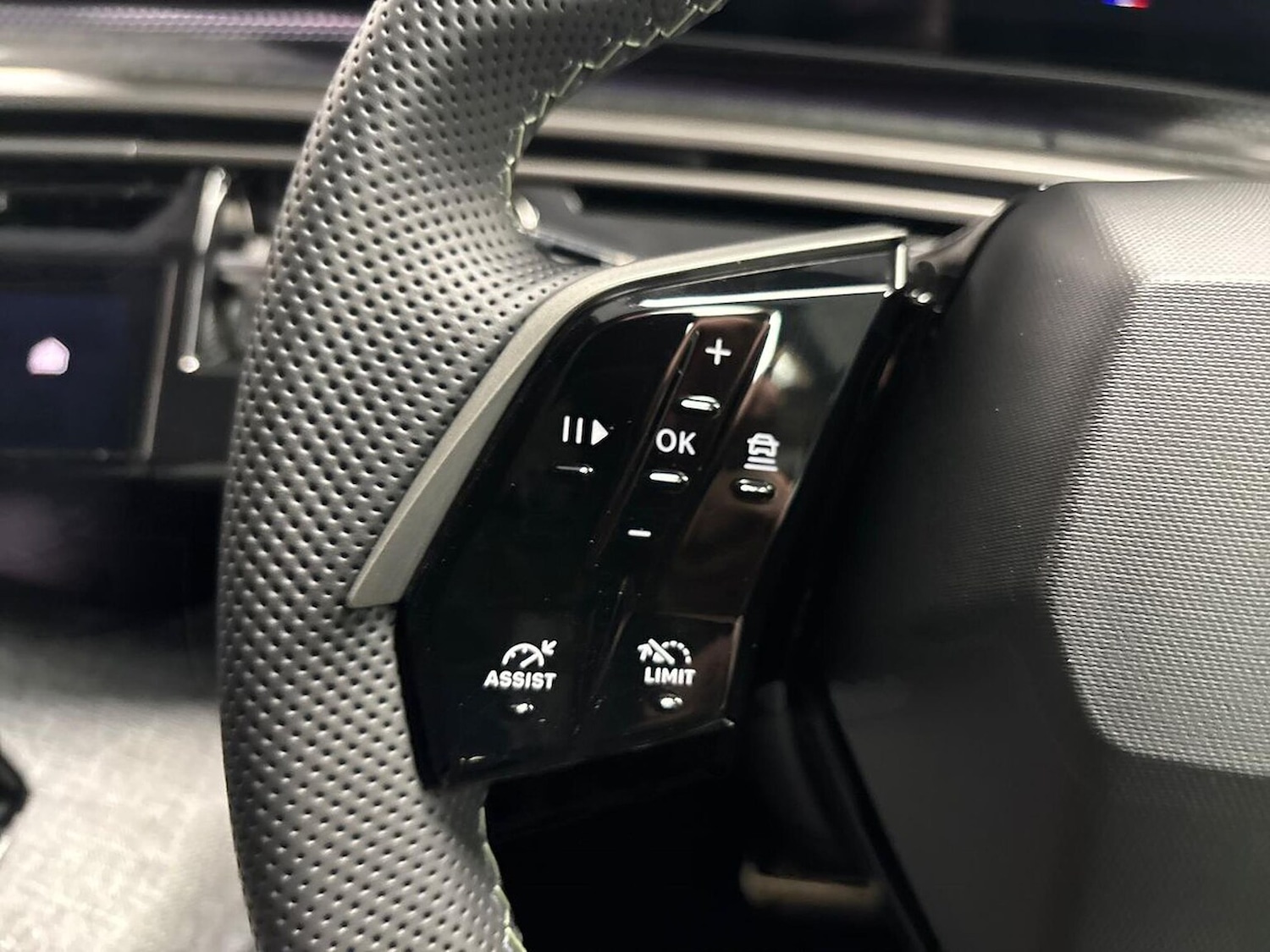 Used Peugeot 3008 2024 for sale - 76510717: Photo 24