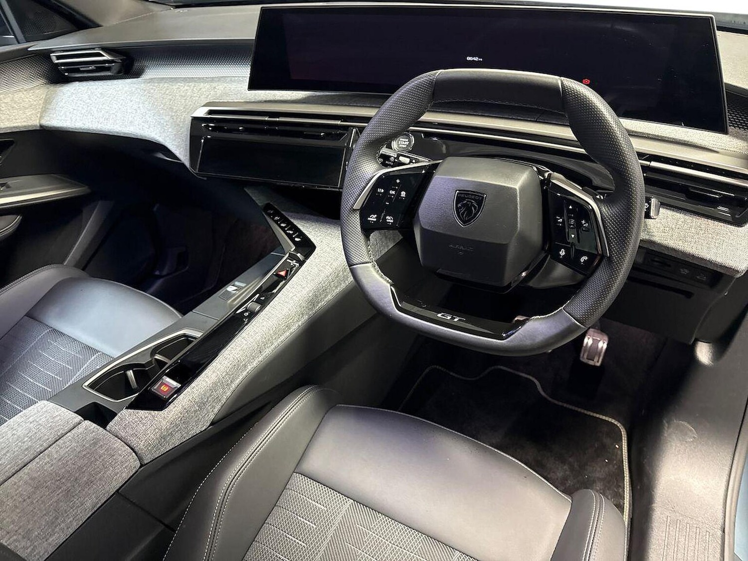 Used Peugeot 5008 2025 for sale - 76837116: Photo 15