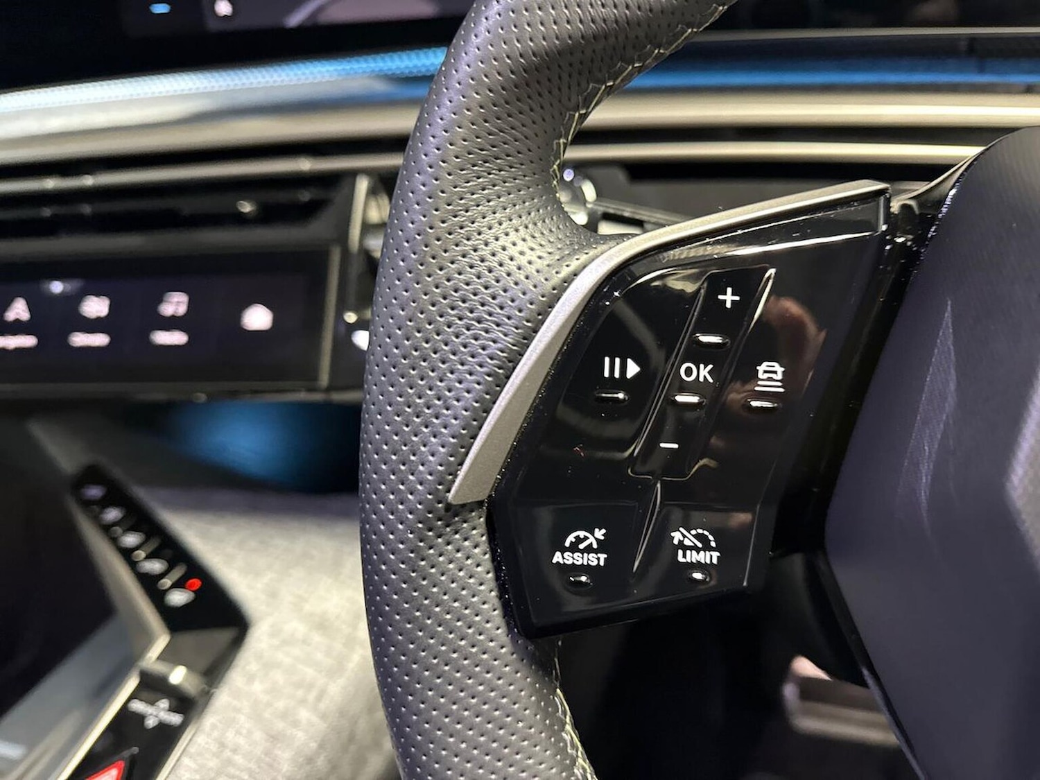 Used Peugeot 5008 2025 for sale - 76837116: Photo 24