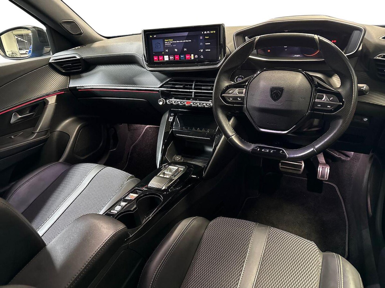 Used Peugeot 2008 2024 for sale - 76655917: Photo 15