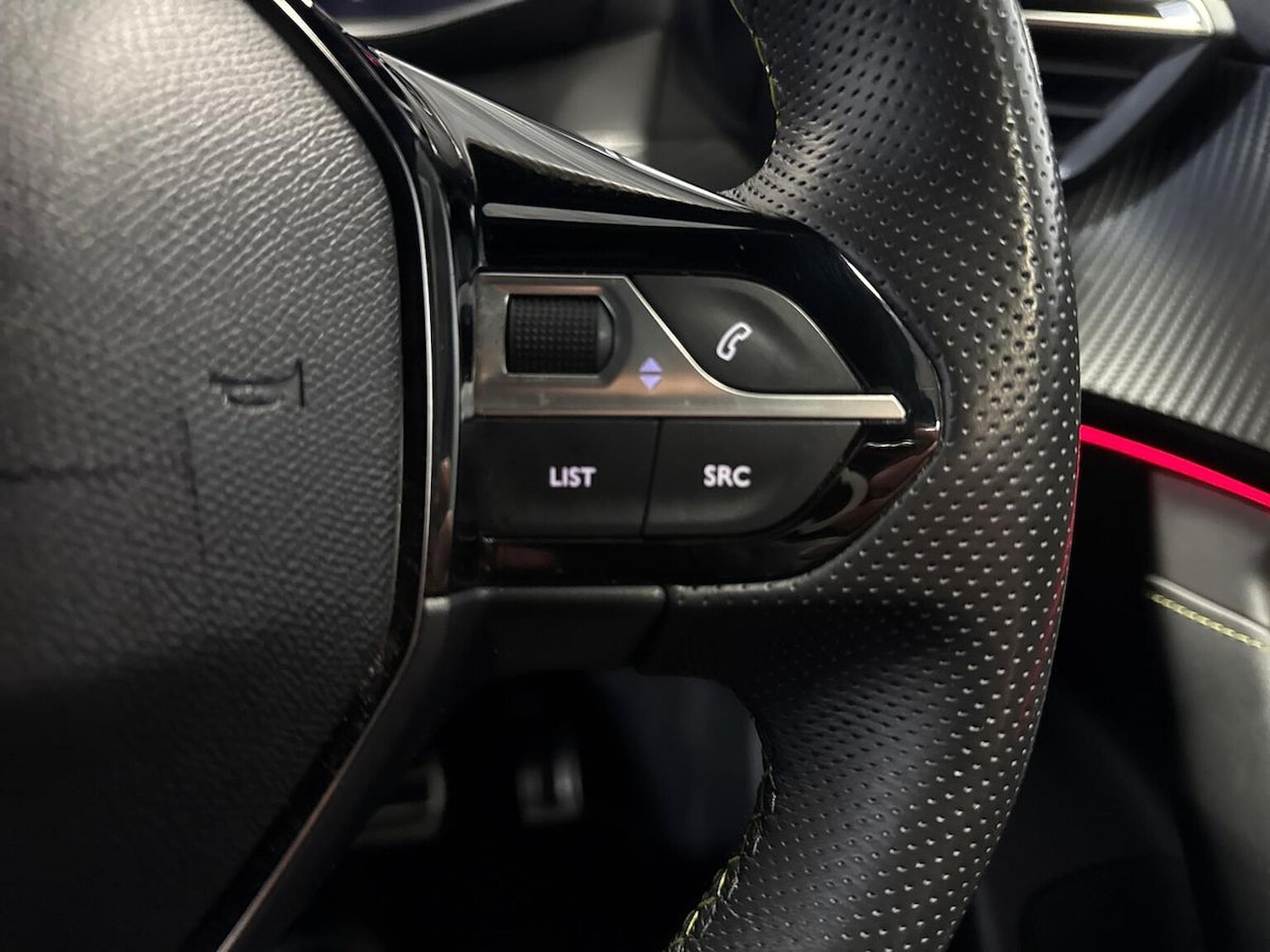 Used Peugeot 2008 2024 for sale - 76655917: Photo 25