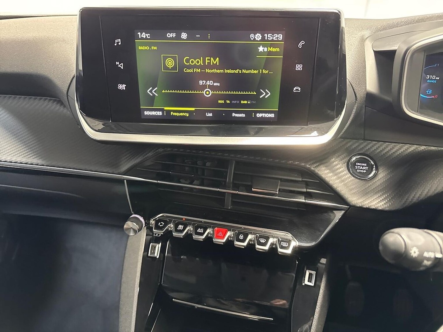 Used Peugeot 2008 2022 for sale - 76396915: Photo 11