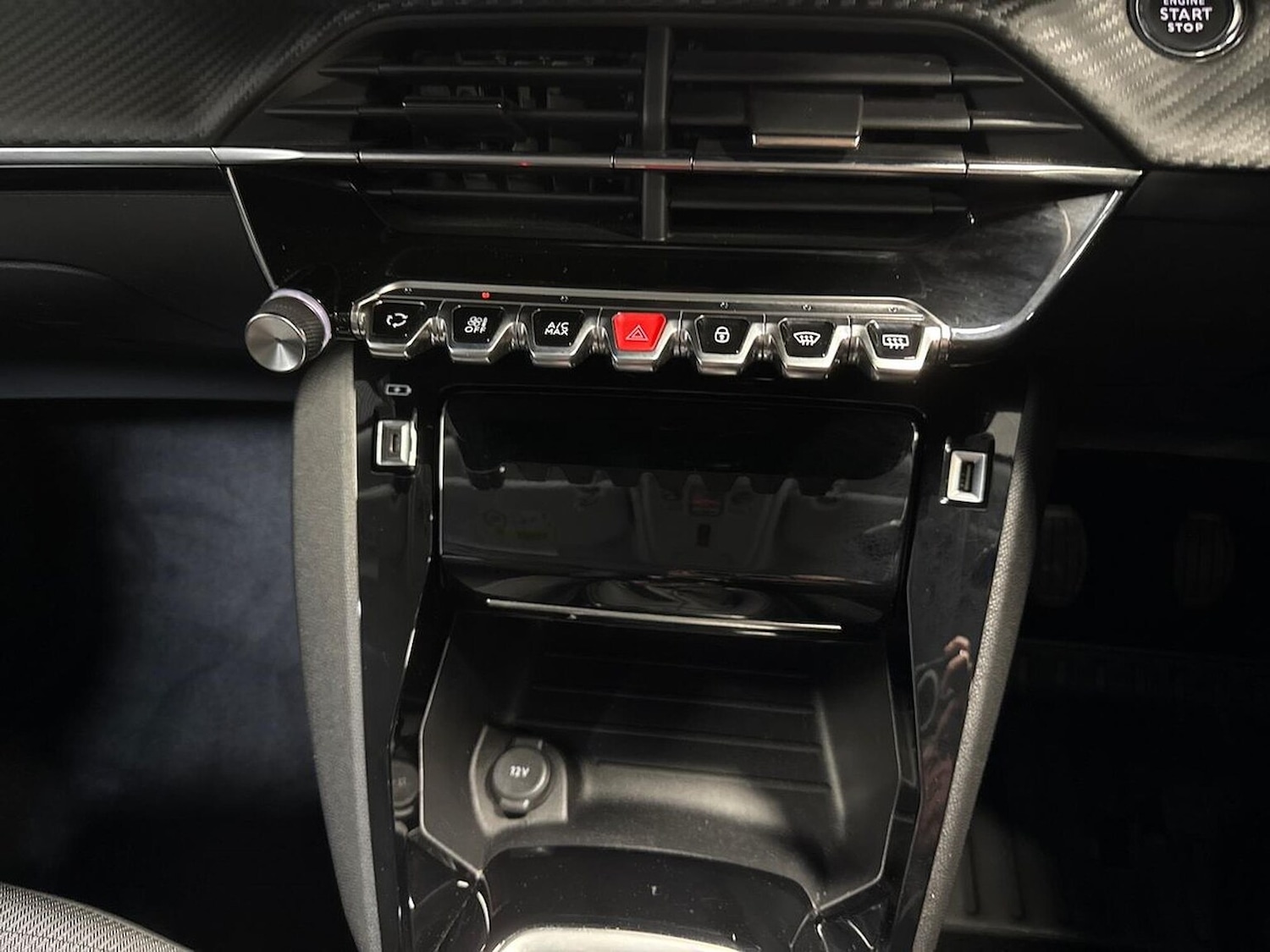 Used Peugeot 2008 2022 for sale - 76396915: Photo 12