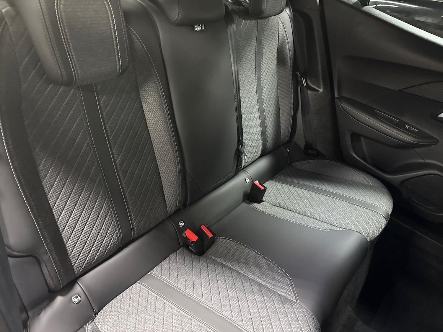 Used Peugeot 2008 2025 for sale - 76911236: Photo 16