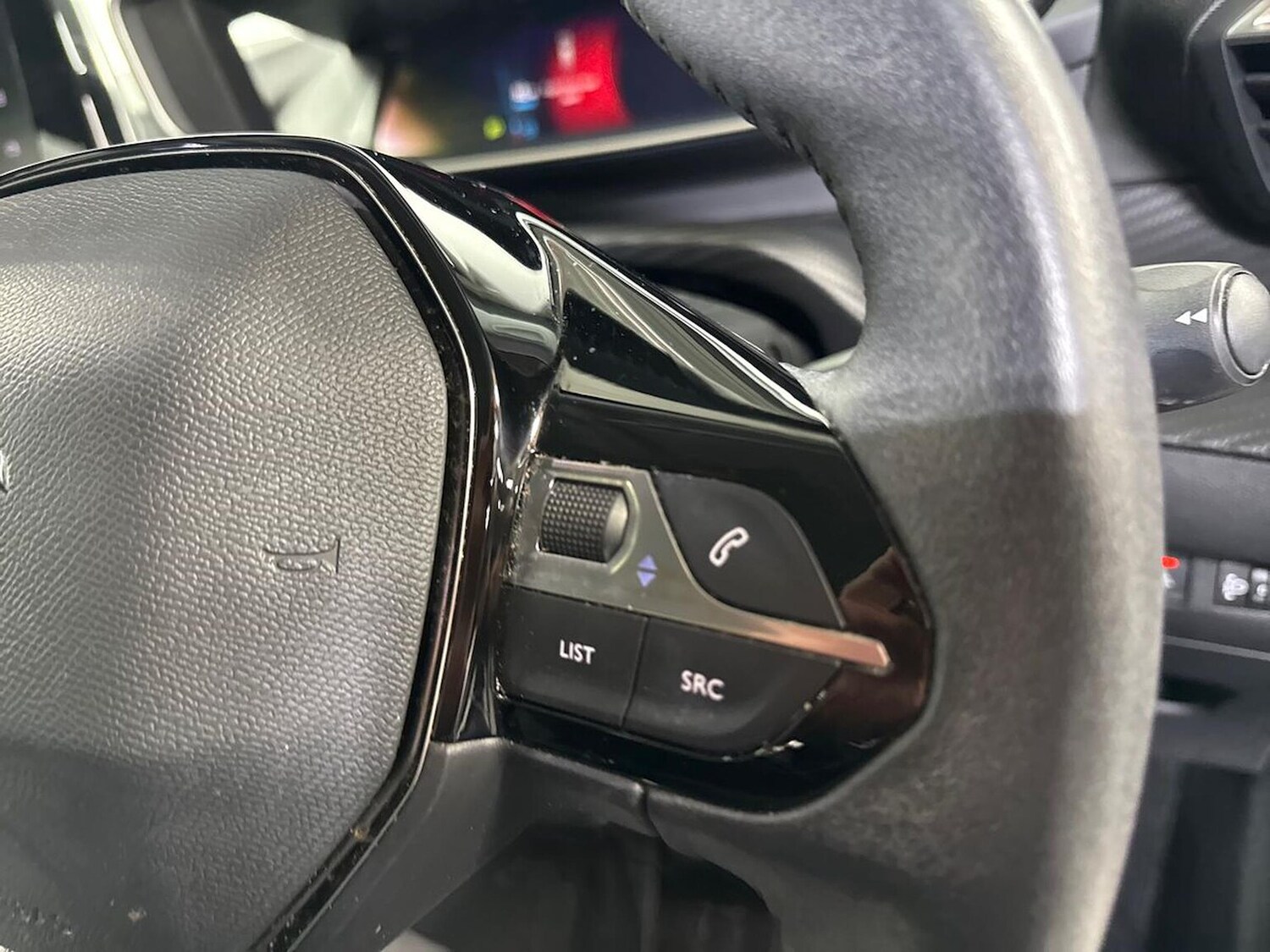 Used Peugeot 2008 2022 for sale - 78194052: Photo 27