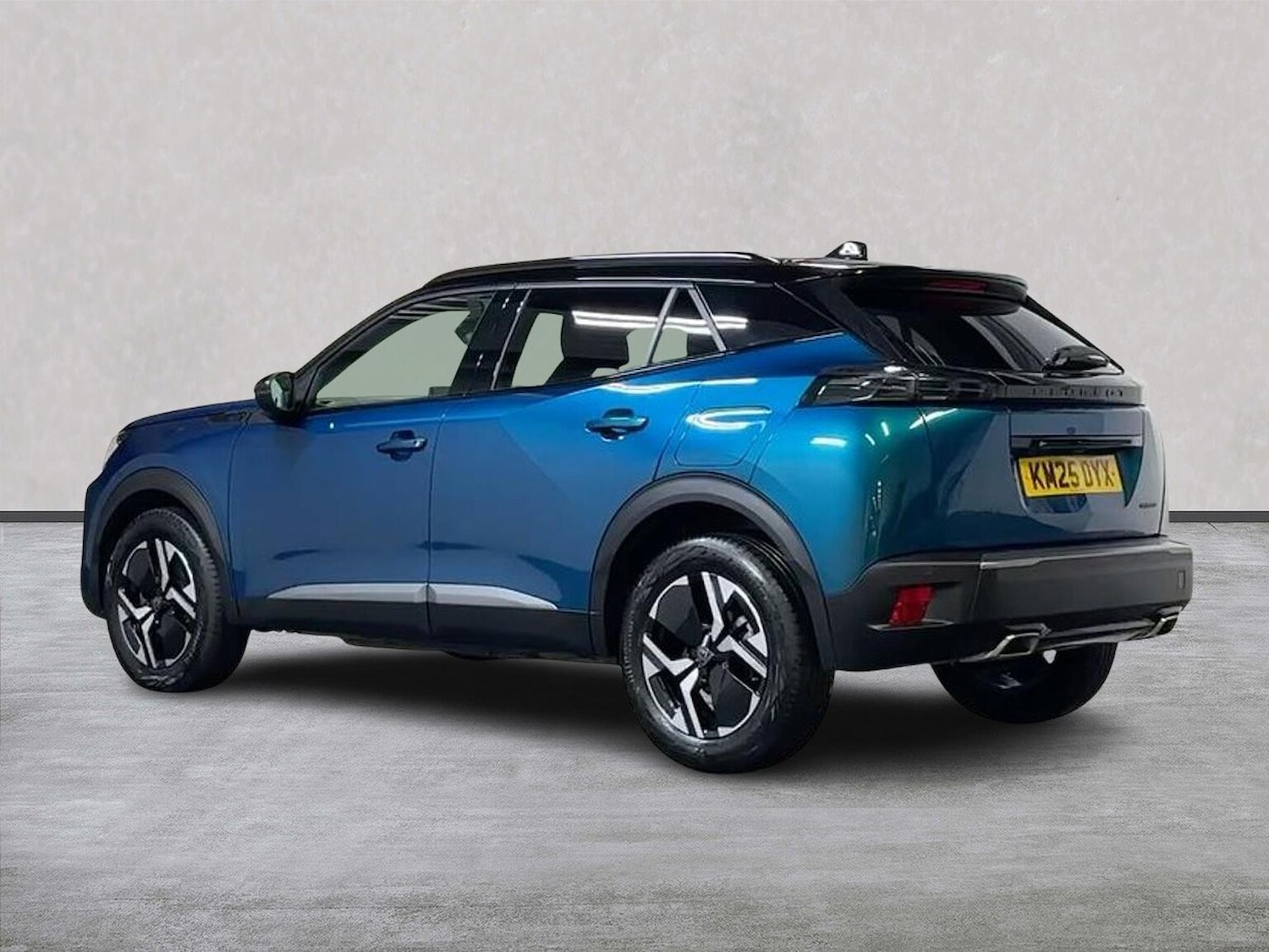 Used Peugeot 2008 2025 for sale - 77001901: Photo 2