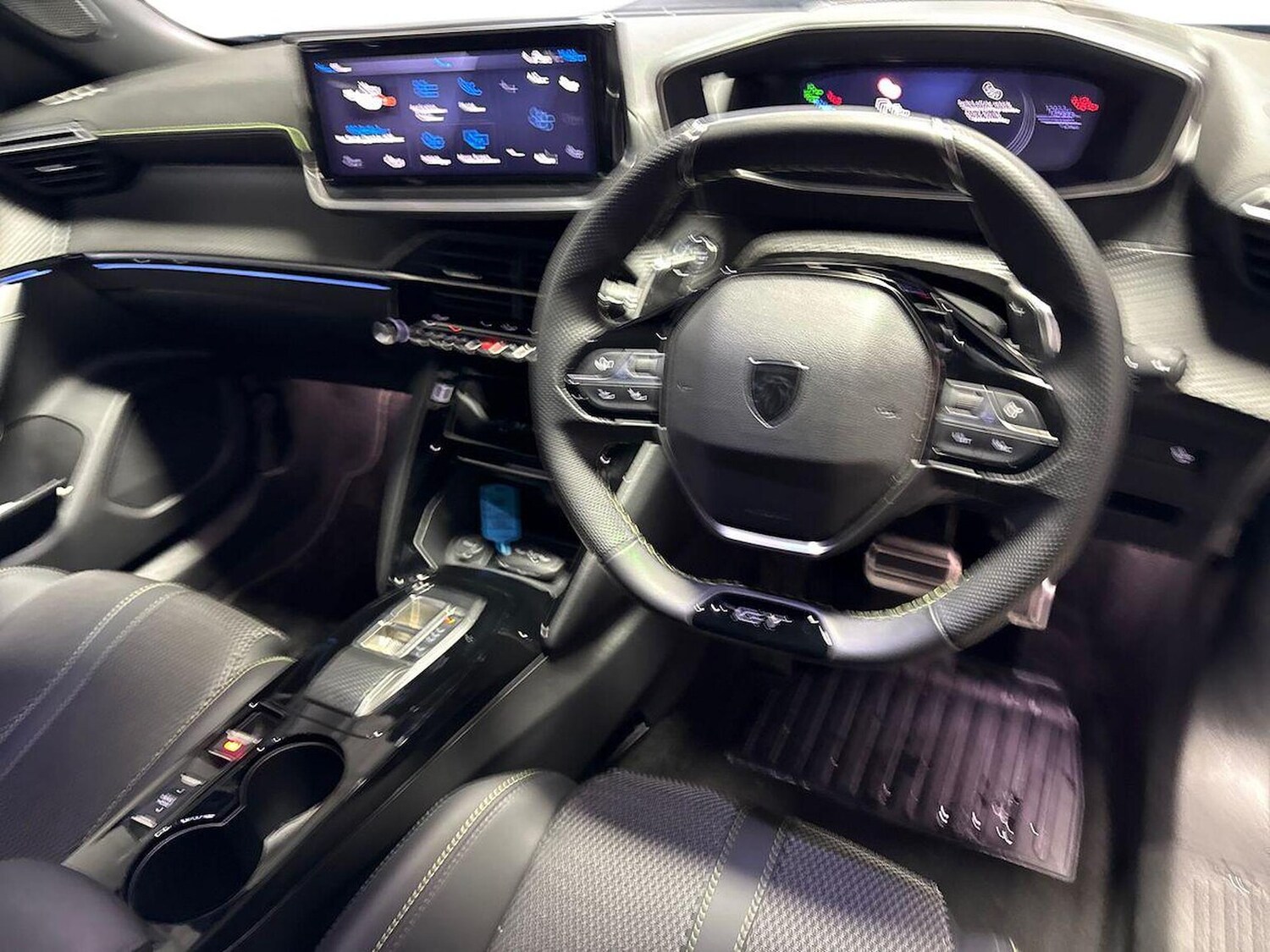 Used Peugeot 2008 2025 for sale - 77001901: Photo 9