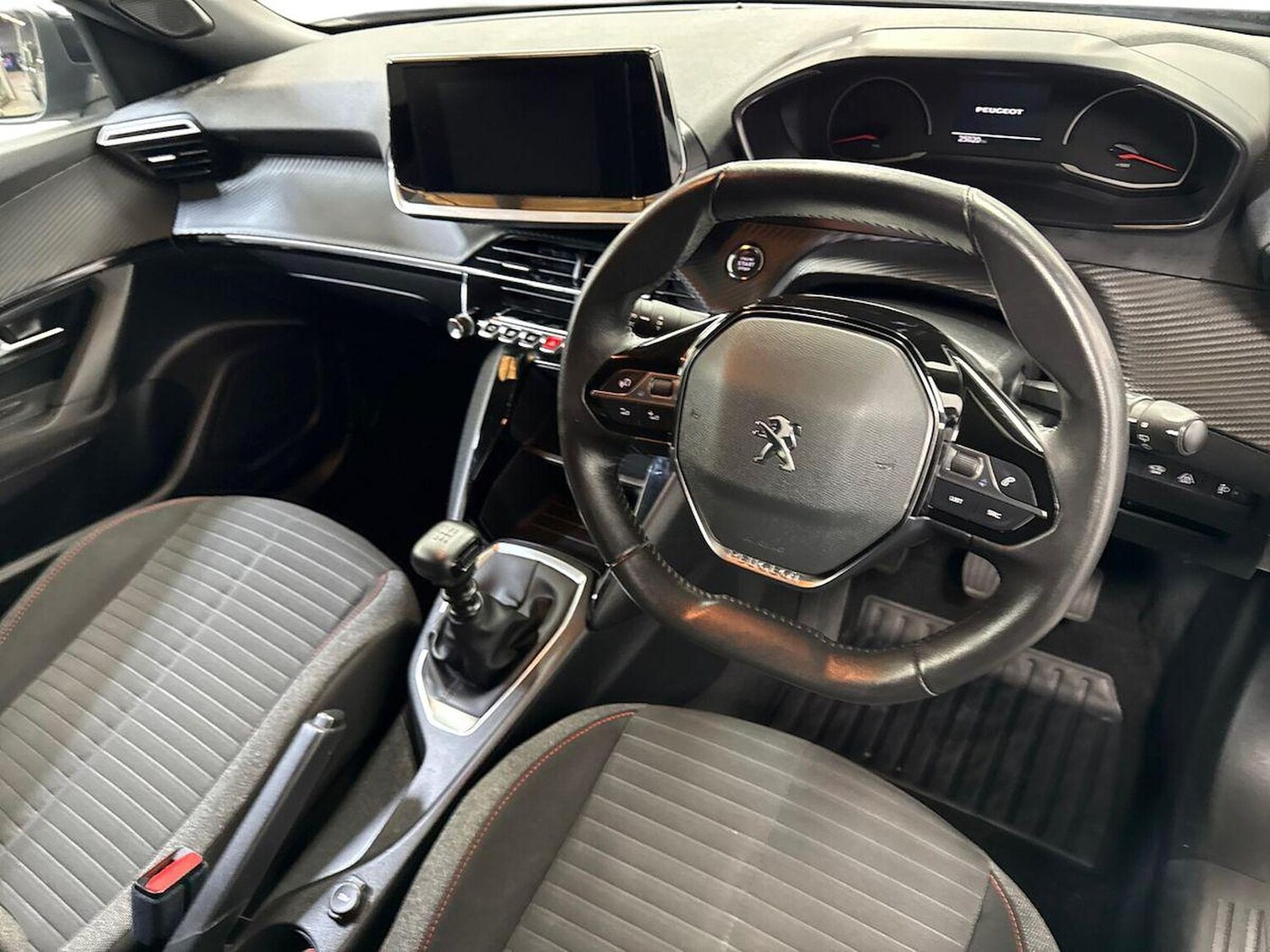 Used Peugeot 2008 2023 for sale - 78193885: Photo 17