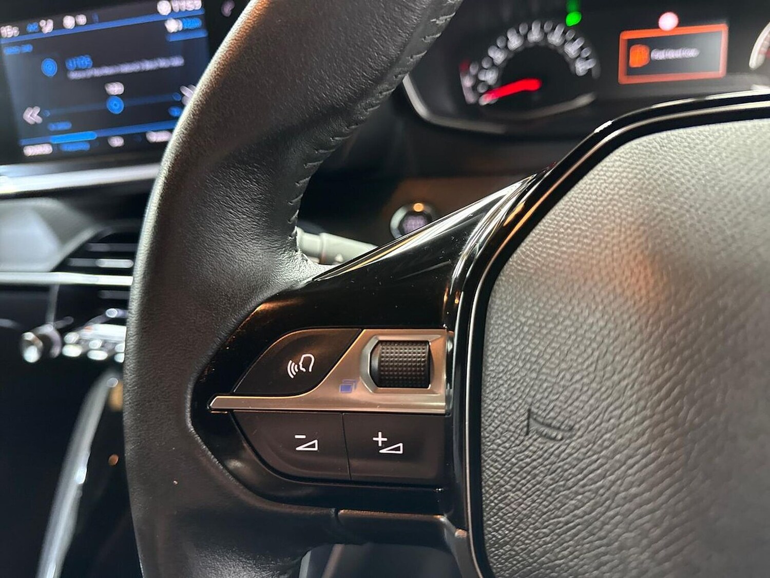 Used Peugeot 2008 2023 for sale - 78193885: Photo 26