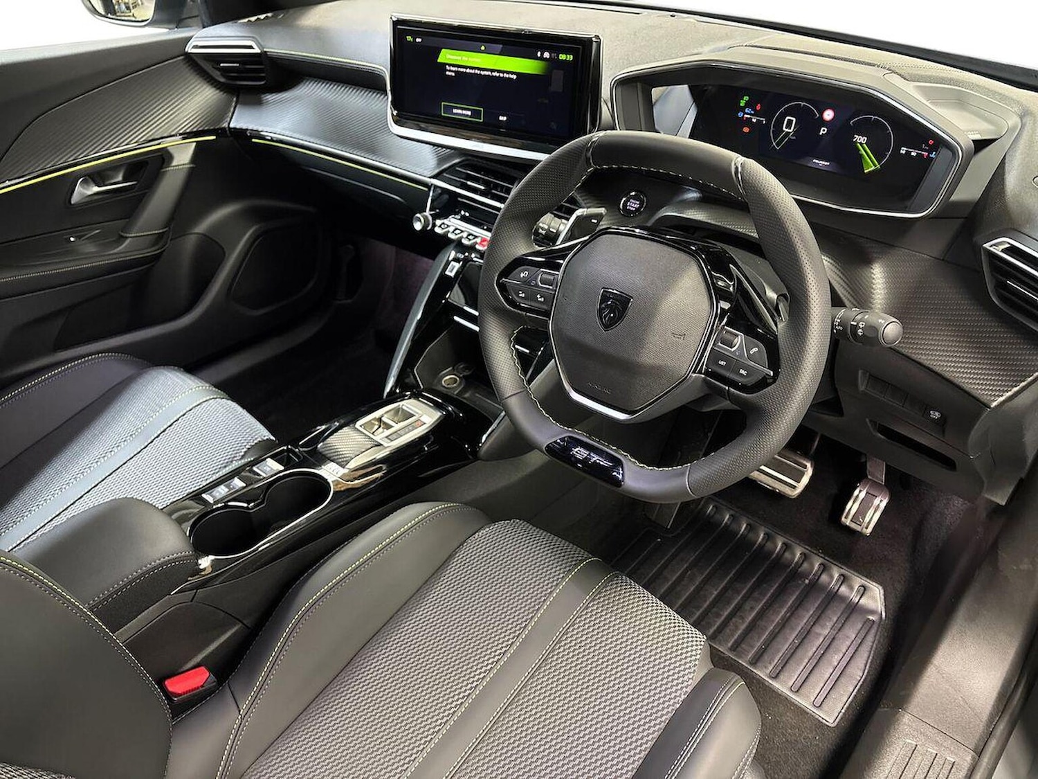 Used Peugeot 2008 2024 for sale - 76383348: Photo 15