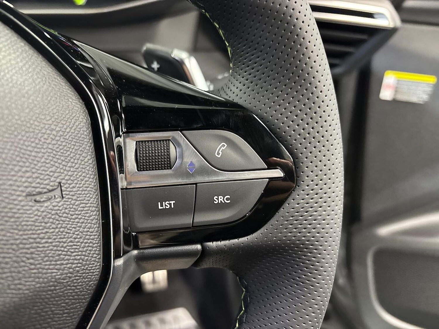 Used Peugeot 2008 2024 for sale - 76383348: Photo 24