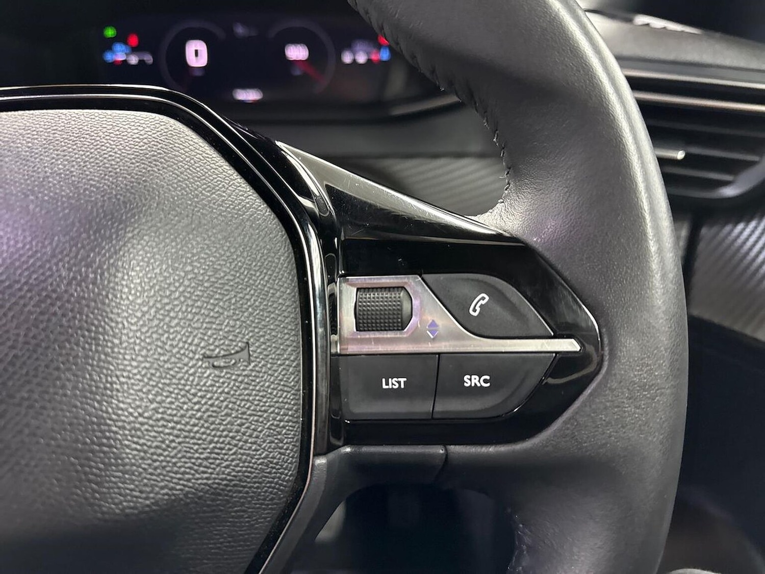 Used Peugeot 2008 2025 for sale - 78193938: Photo 27