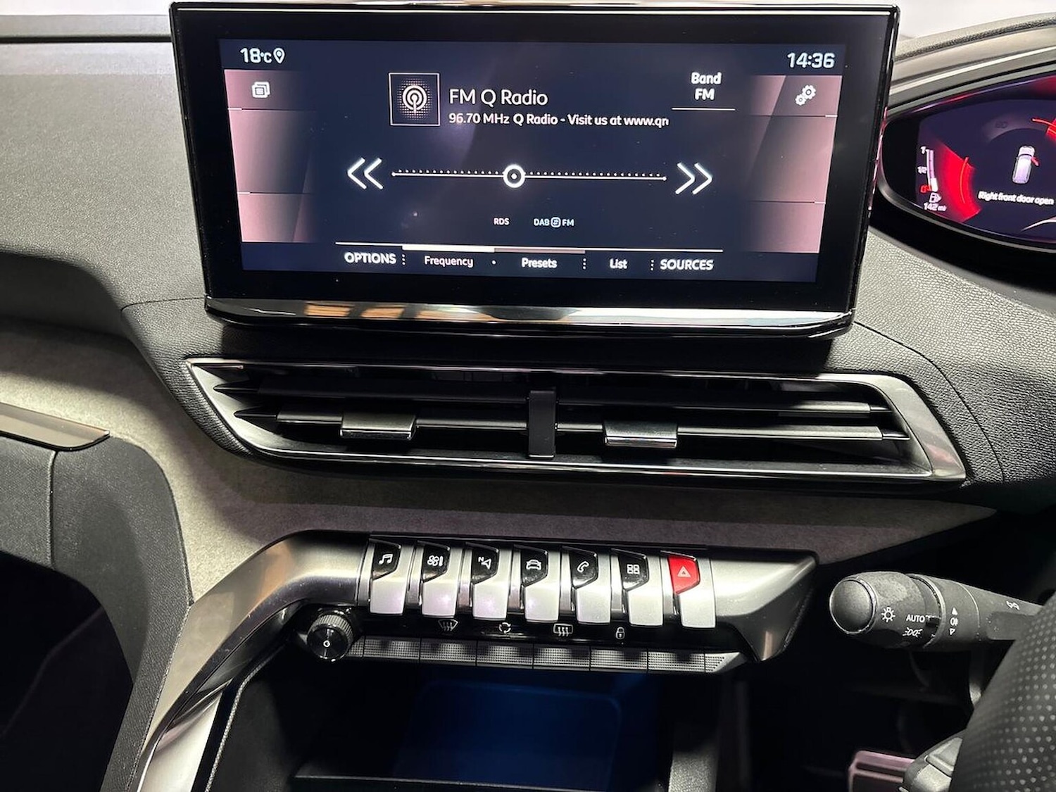 Used Peugeot 5008 2024 for sale - 76127132: Photo 23