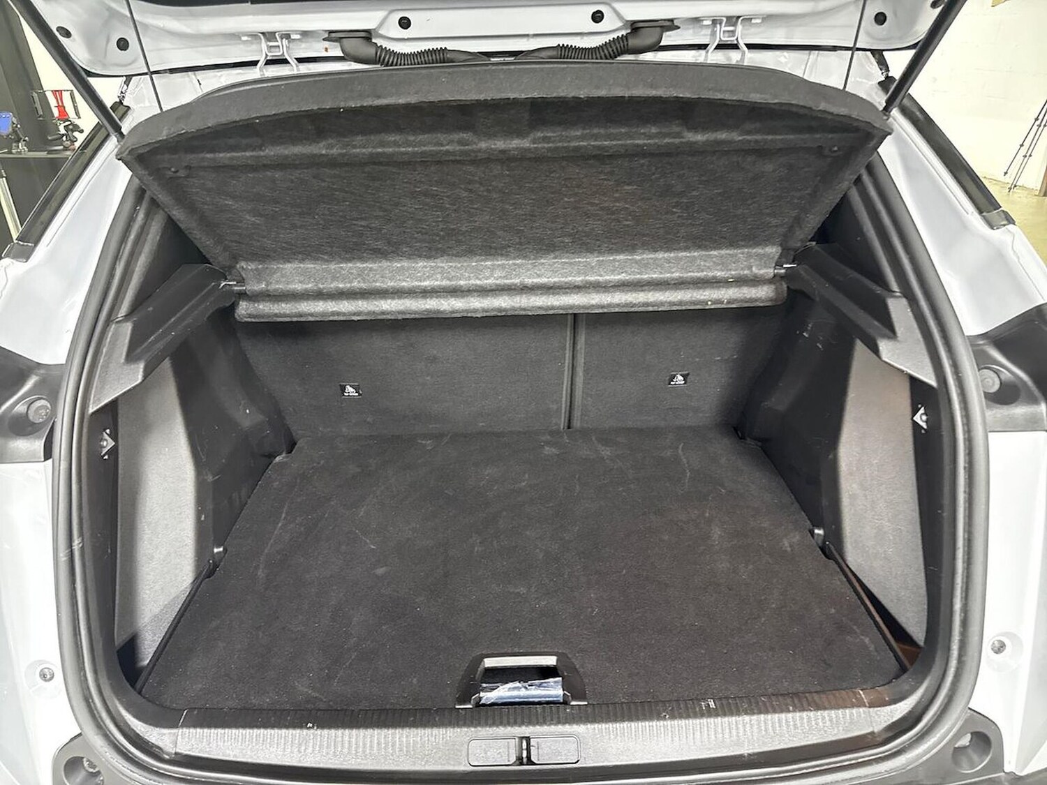 Used Peugeot 2008 2024 for sale - 76877966: Photo 17