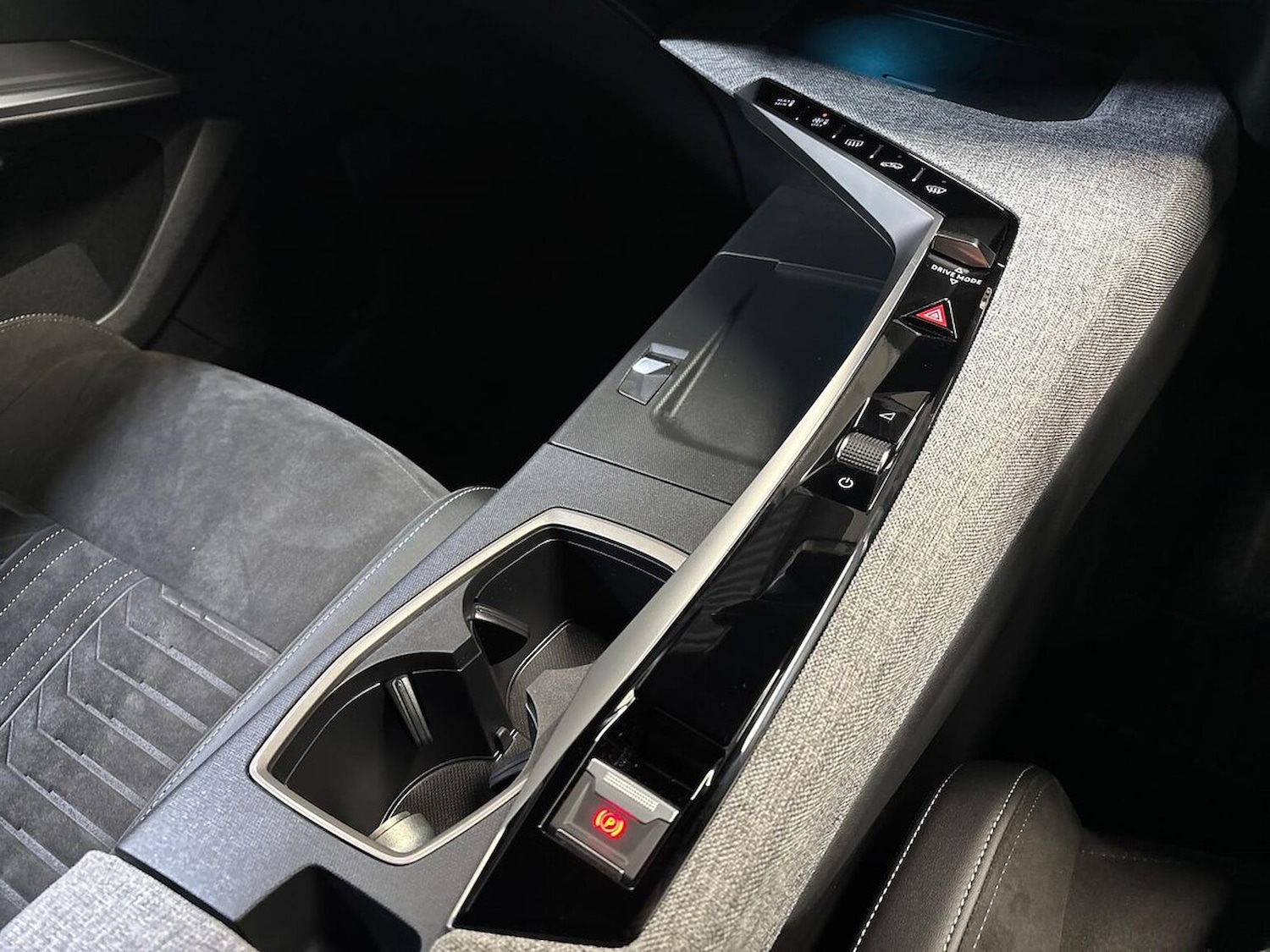 Used Peugeot 3008 2024 for sale - 76699437: Photo 13