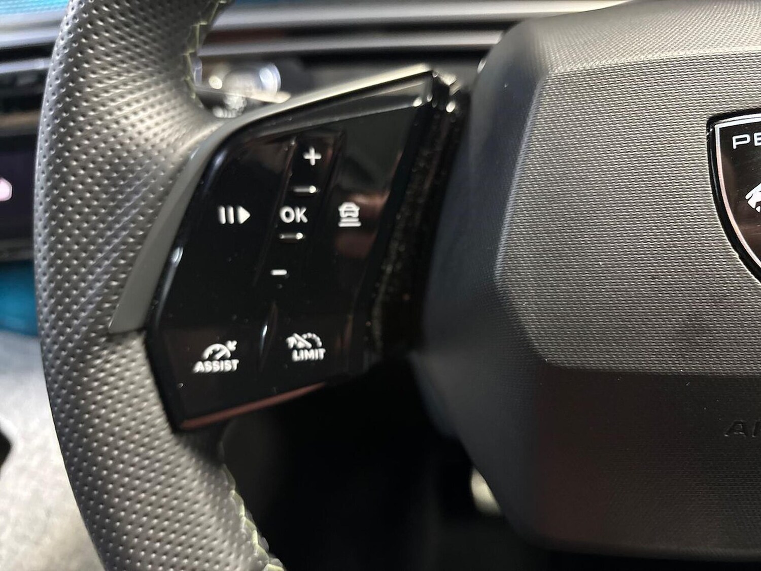 Used Peugeot 3008 2024 for sale - 76699437: Photo 25