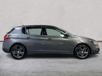 Used Peugeot 308 2020 for sale - 76253657: Photo