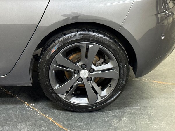 Used Peugeot 308 2020 for sale - 76253657: Photo 6