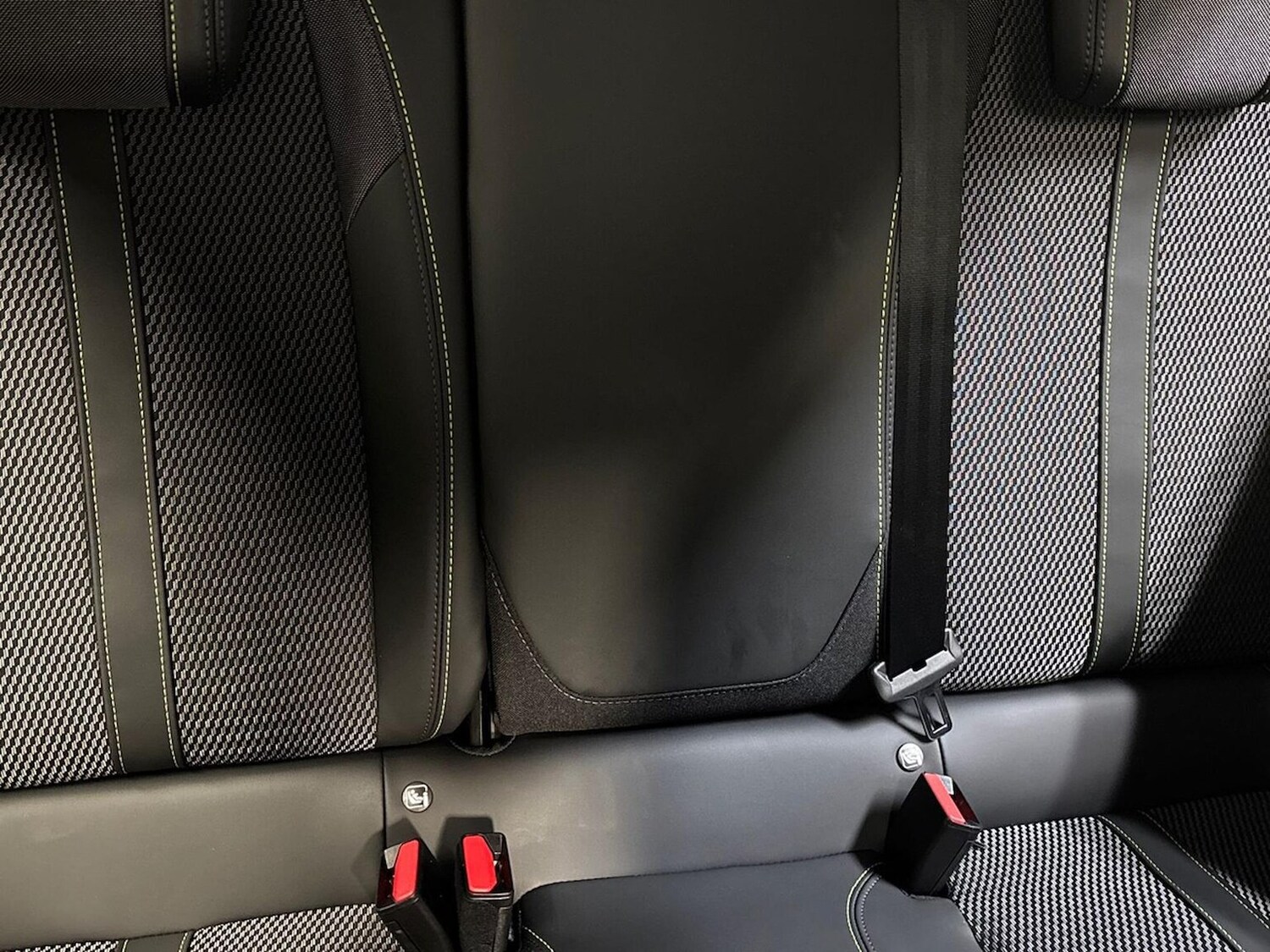 Used Peugeot 2008 2024 for sale - 76830707: Photo 16