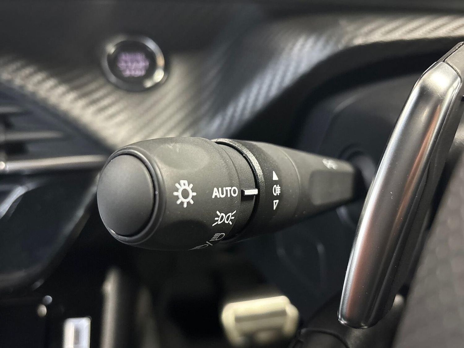 Used Peugeot 2008 2024 for sale - 76830707: Photo 27