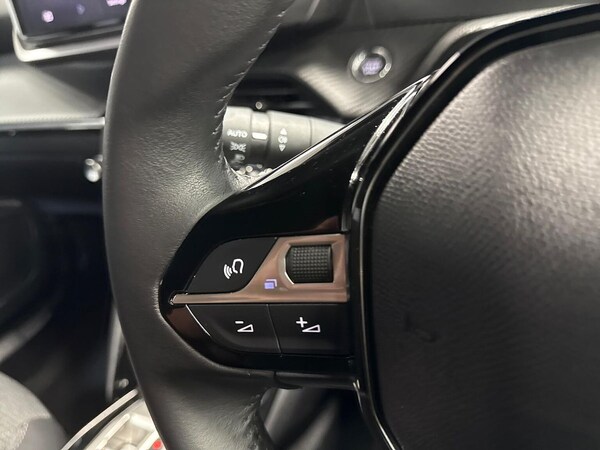 Used Peugeot 2008 2024 for sale - 76159511: Photo 24