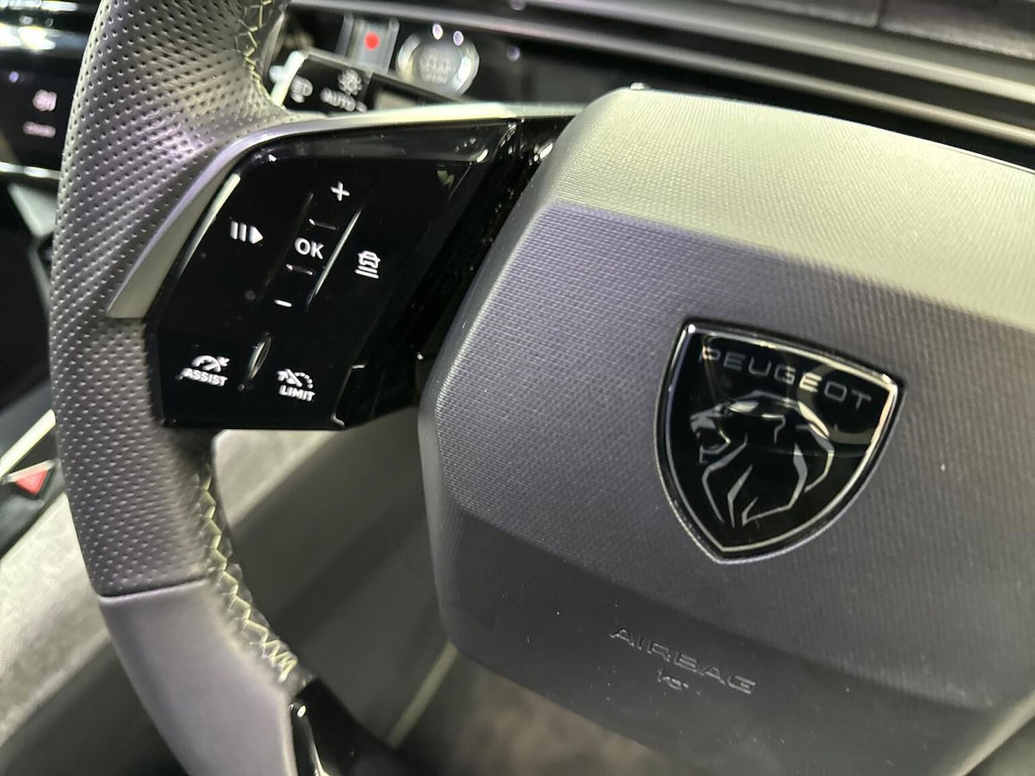Used Peugeot 3008 2024 for sale - 77946093: Photo 25