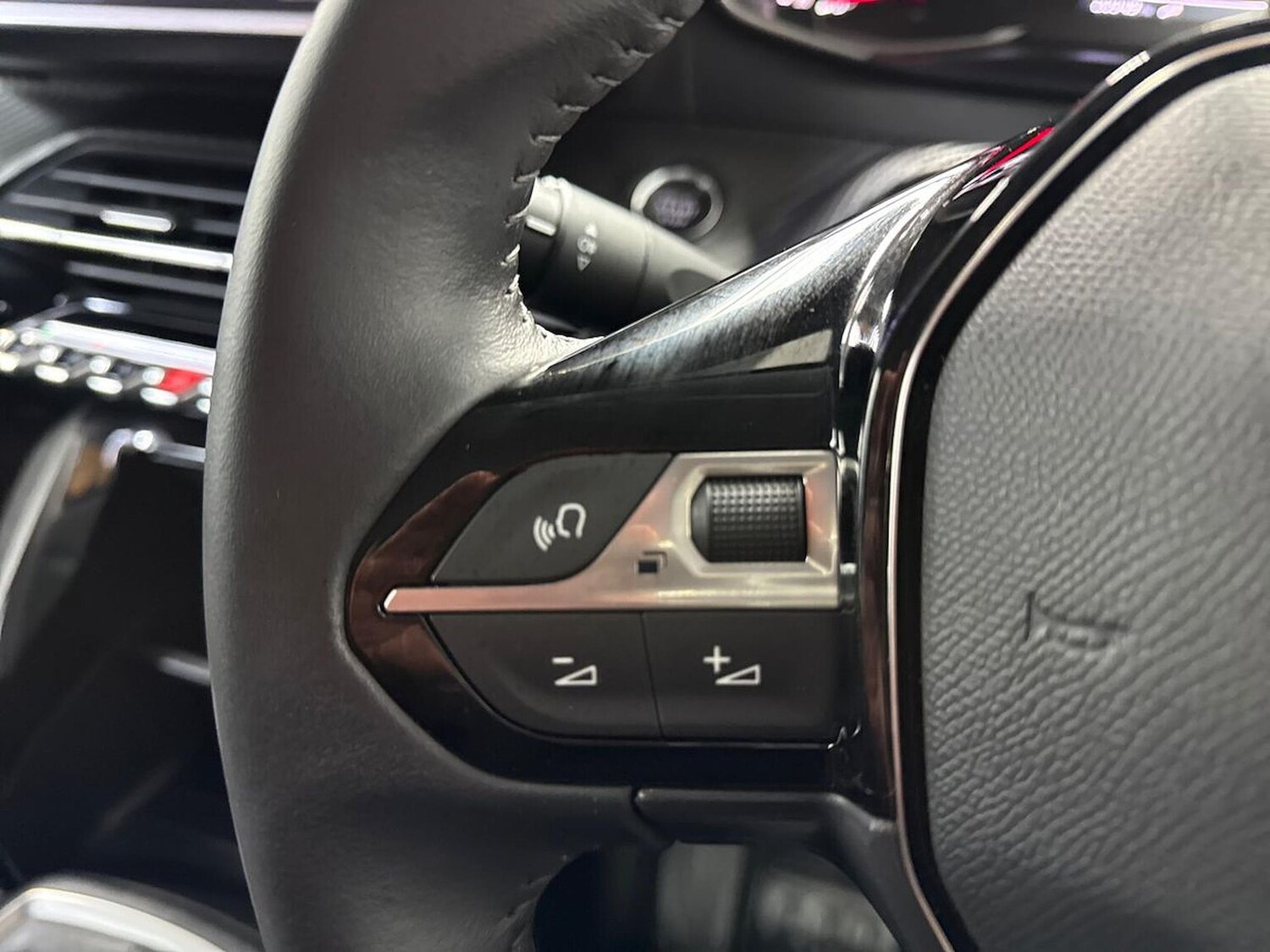 Used Peugeot 208 2023 for sale - 78202099: Photo 26