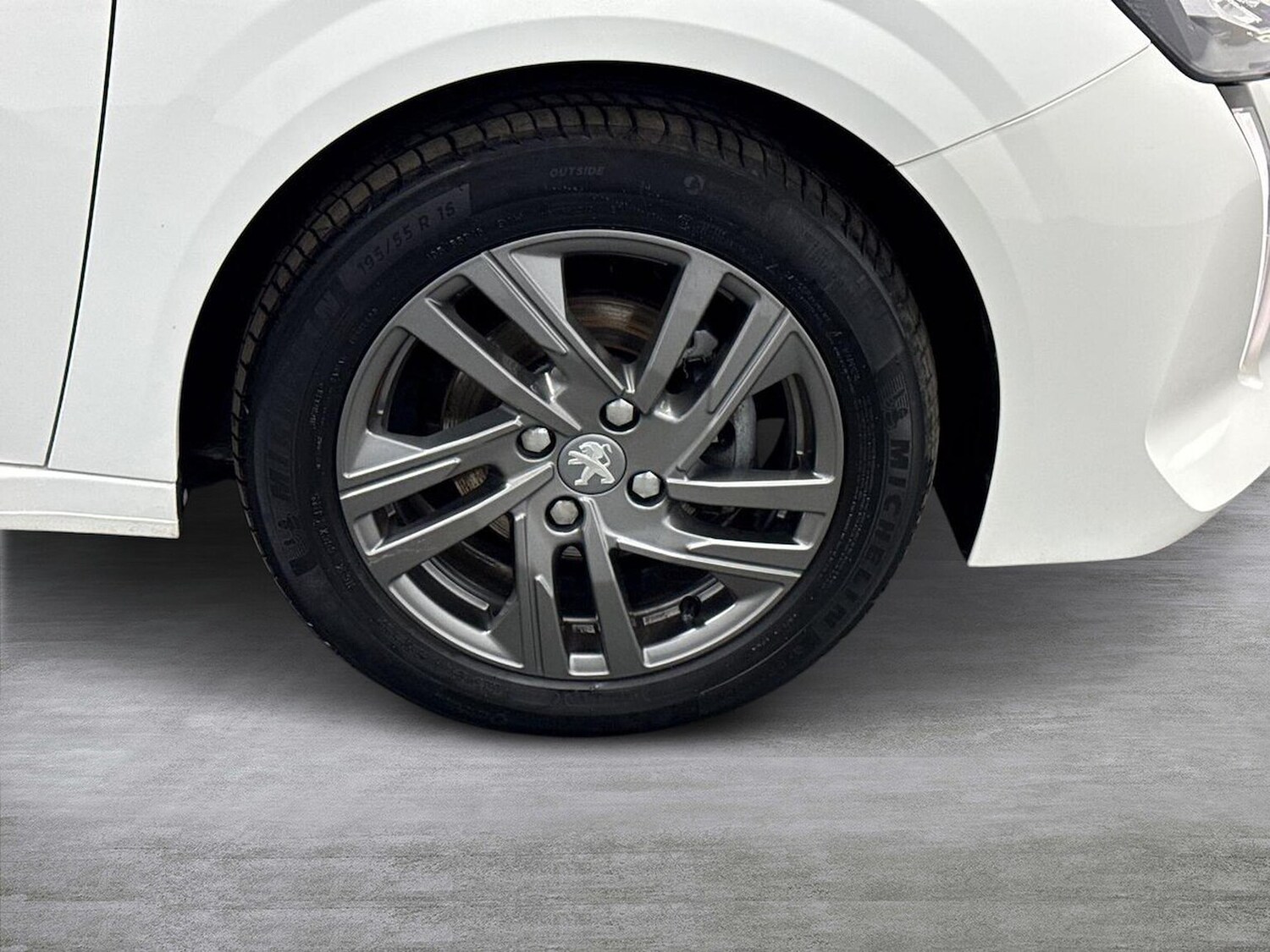 Used Peugeot 208 2023 for sale - 78202099: Photo 8