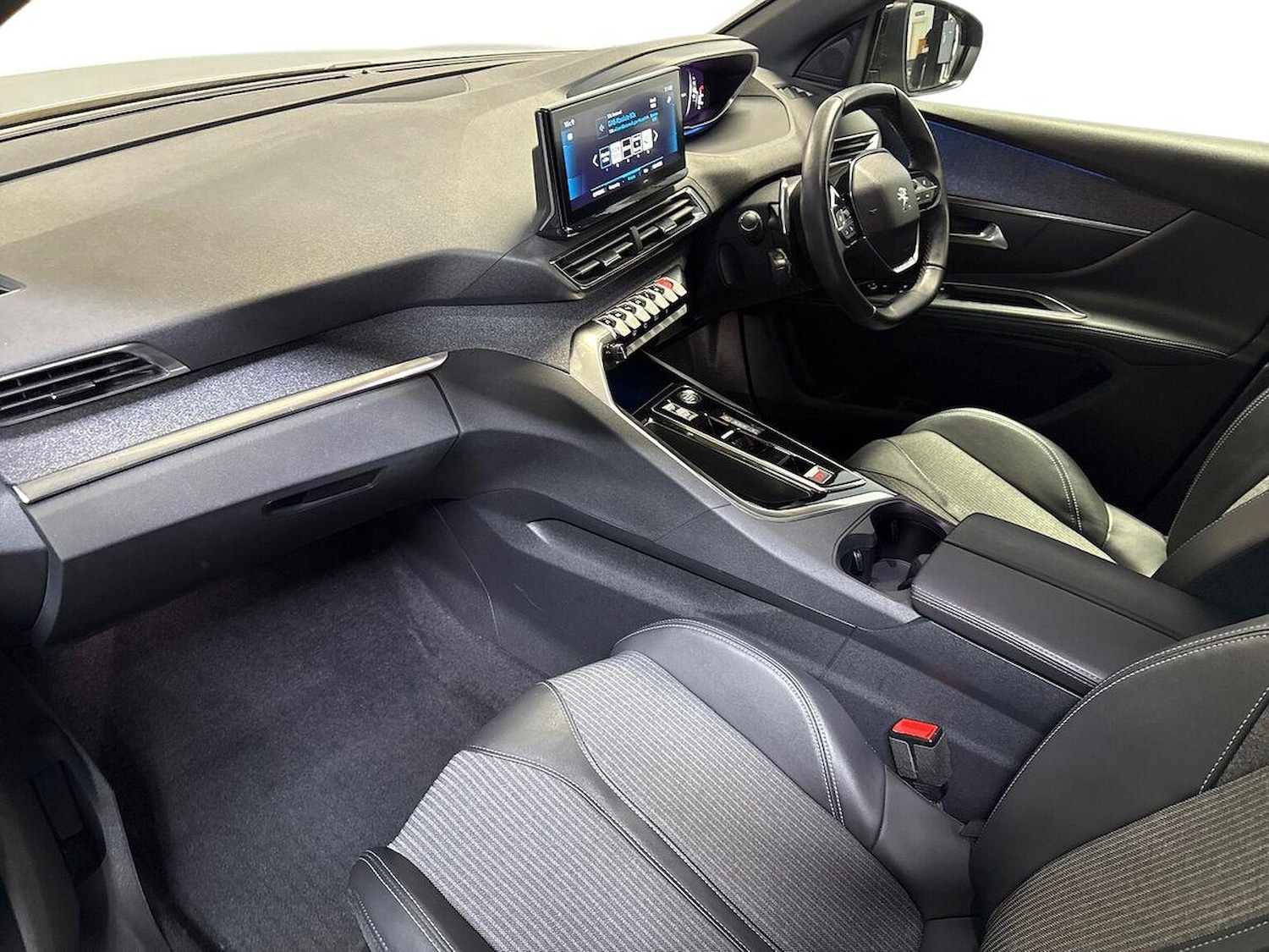 Used Peugeot 5008 2023 for sale - 76911297: Photo 7