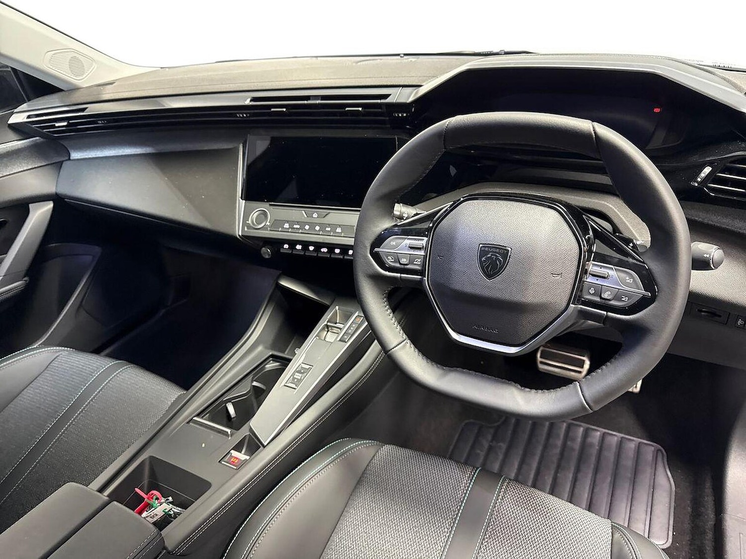 Used Peugeot 408 2025 for sale - 76877964: Photo 15