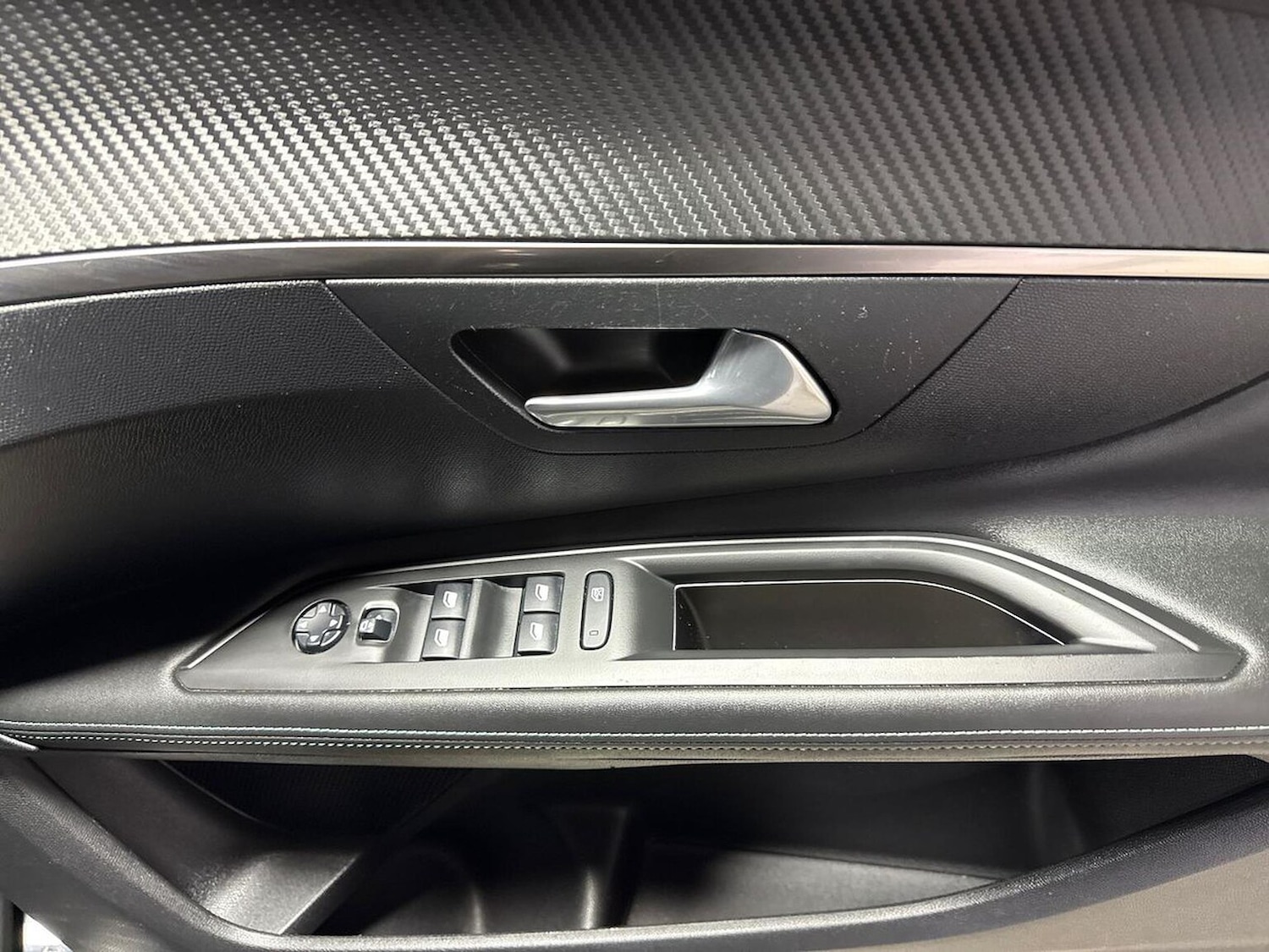 Used Peugeot 3008 2021 for sale - 76611623: Photo 21