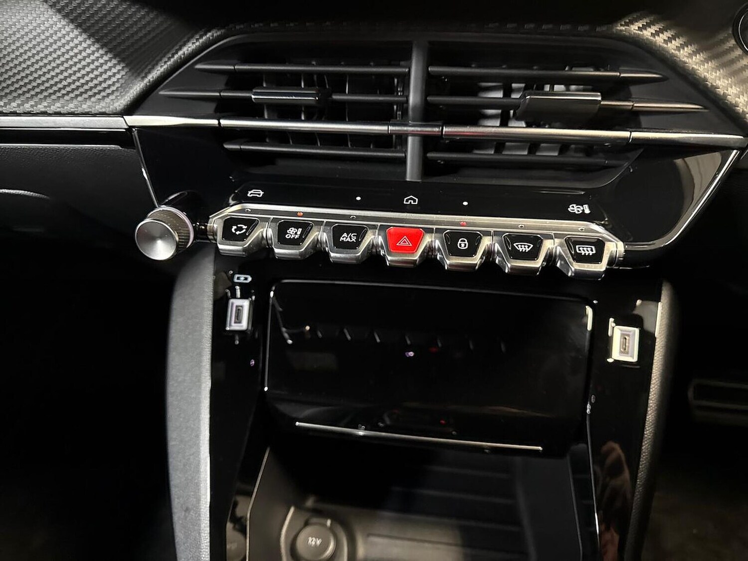 Used Peugeot 2008 2025 for sale - 77616710: Photo 12