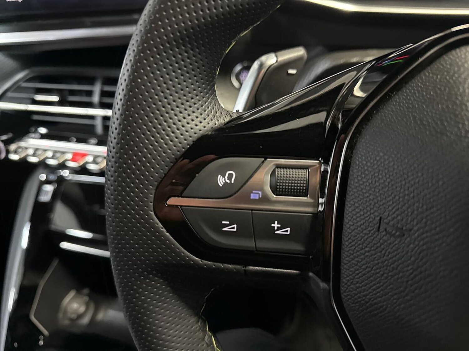 Used Peugeot 2008 2025 for sale - 77616710: Photo 24