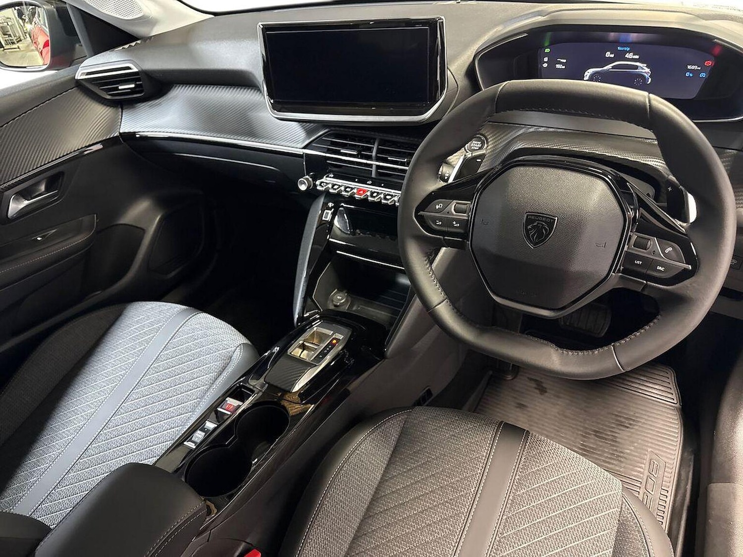 Used Peugeot 208 2025 for sale - 76945906: Photo 15