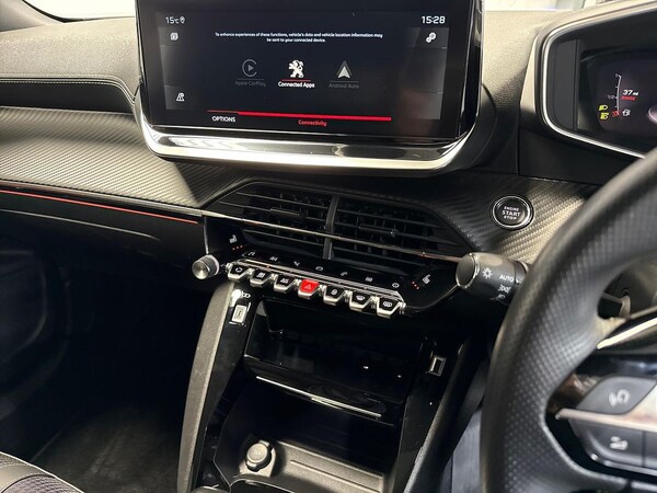 Used Peugeot 2008 2022 for sale - 76236972: Photo 13
