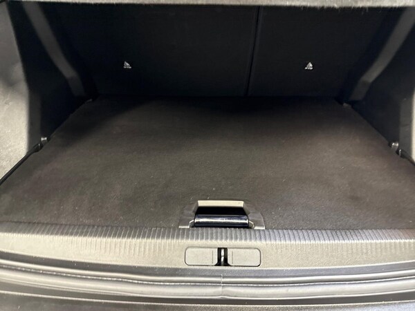 Used Peugeot 2008 2022 for sale - 76236972: Photo 17